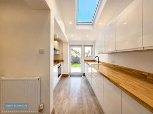 Kitchen- click for photo gallery